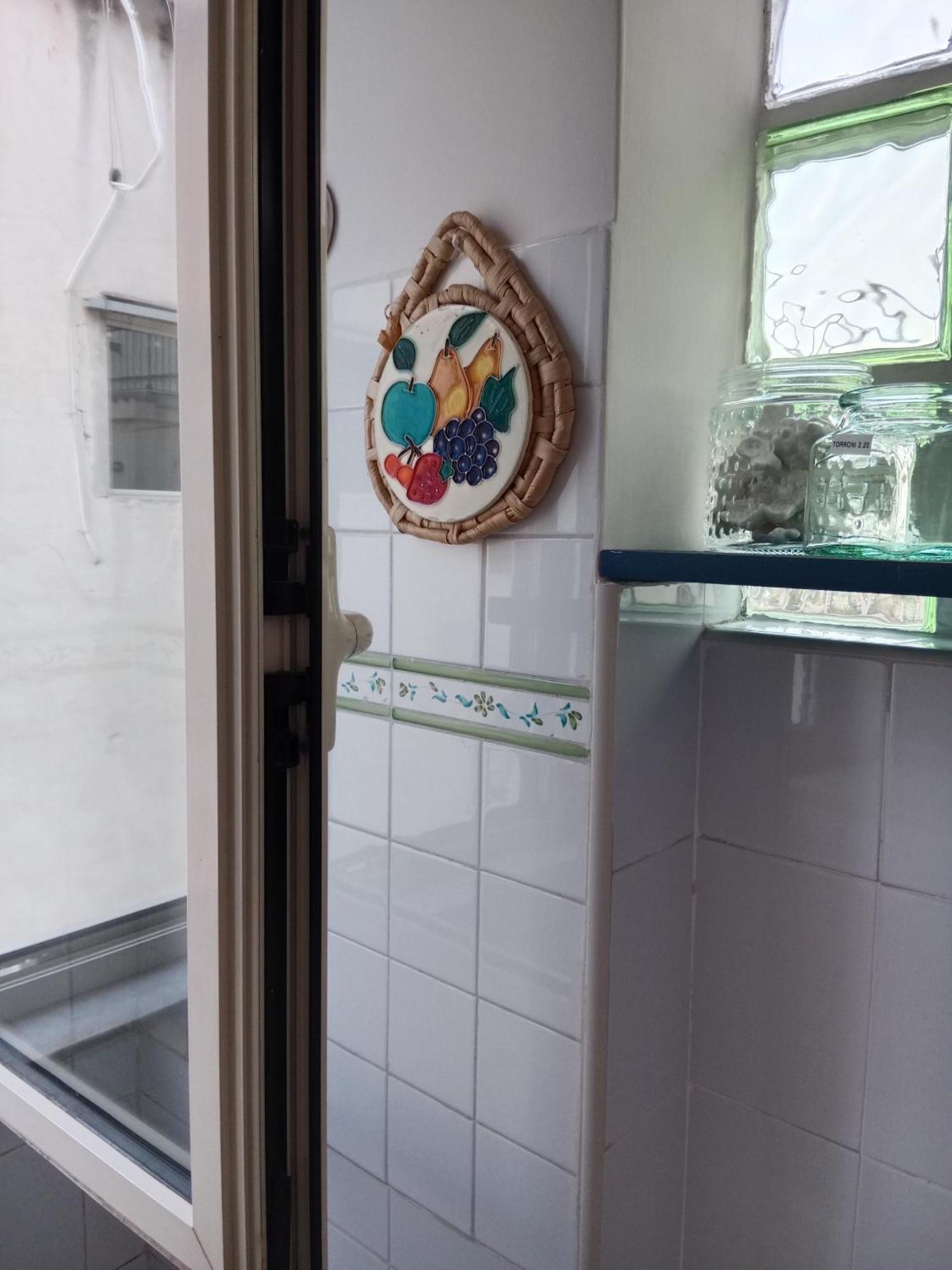 ナポリLa Casa Del Soleアパートメント エクステリア 写真